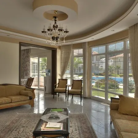 Tropicano Family Villas *