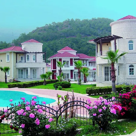 Tropicano Family Villas